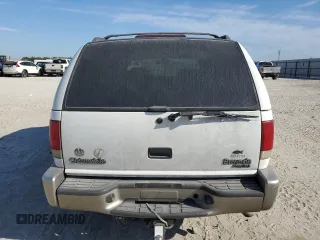 2000 Oldsmobile Bravada z VIN 1GHDT13W8Y2333619, wystawiony jako Copart lot #49631575 z przebiegiem 256 252 mil mil oraz Szkoda całkowita • Salvage title. Historia ofert i sprzedaży dostępna na DreamBid. Obrazek 6.
