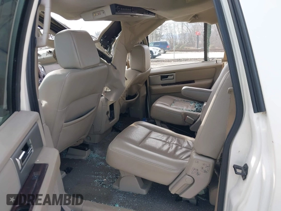 2008 Ford Expedition EL Limited with VIN 1FMFK19568LA53994, listed as a IAAI auction lot 41515026 with 128,832 mi miles. Bid and sale history available at carsss.com. Image 8.