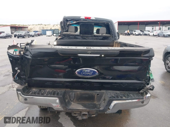 2018 Ford F-250 XL with VIN 1FT7W2BT7JEB71011, listed as a IAAI auction lot 41290319 with 152,310 mi miles and . Bid and sale history available at DreamBid. Image 6.