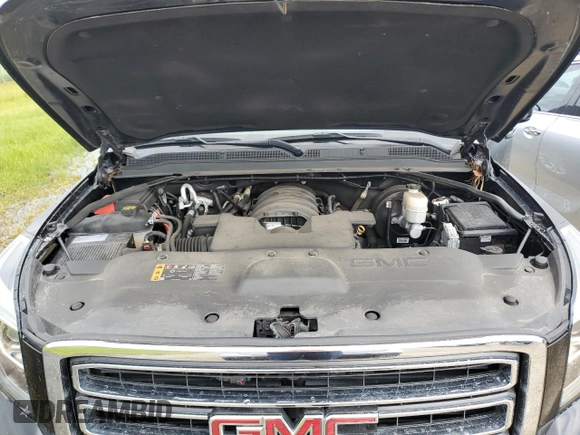 2020 GMC Yukon XL SLT with VIN 1GKS1GKC5LR122959, listed as a Copart auction lot 74590394 with 0 mi miles and Non Repairable. Bid and sale history available at carsss.com. Image 12.