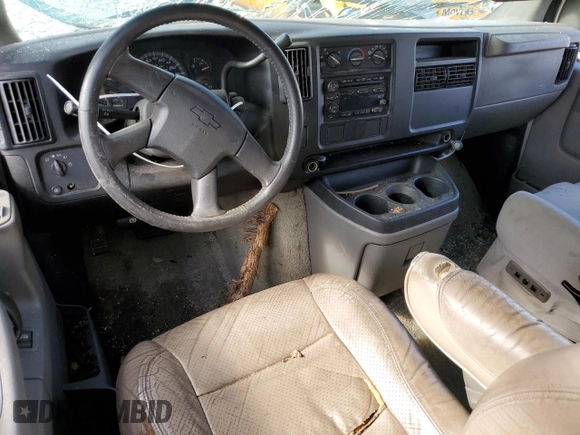2005 Chevrolet Express Cargo Van YF7 Upfitter with VIN 1GBFG15T351241152, listed as a Copart auction lot 77996504 with 0 mi miles and Salvage Title. Bid and sale history available at carsss.com. Image 8.