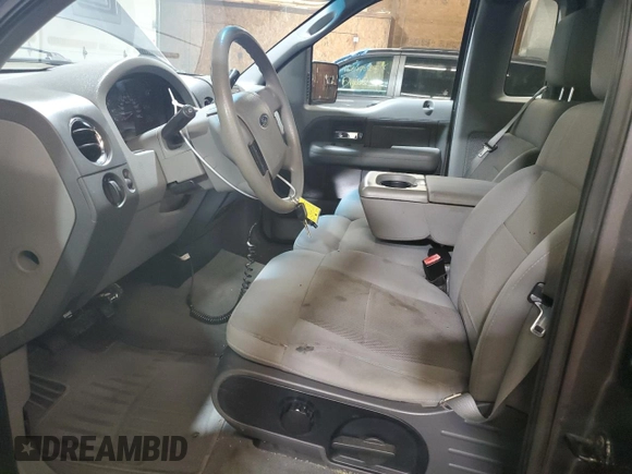 2004 Ford F-150 XL with VIN 1FTRF14W64NB86078, listed as a Copart auction lot 47016825 with 133,716 mi miles and Clean Title. Bid and sale history available at DreamBid. Image 7.
