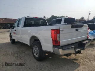 2021 Ford F-350 z VIN 1FT8X3ANXMEE03860, wystawiony jako Copart lot #62225245 z przebiegiem 49 942 mil mil oraz Szkoda całkowita • Salvage title. Historia ofert i sprzedaży dostępna na DreamBid. Obrazek 3.