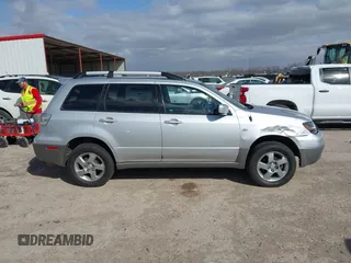 2003 Mitsubishi Outlander XLS with VIN JA4LZ41G03U104498, listed as a IAAI auction lot 41725675 with 189,509 mi miles. Bid and sale history available at carsss.com. Image 13.