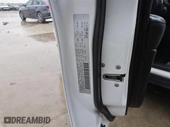 2019 Jeep Cherokee Latitude with VIN 1C4PJLCX4KD145964, listed as a Copart auction lot 55045555 with 100,821 mi miles and Clean title. Bid and sale history available at DreamBid. Image 12.