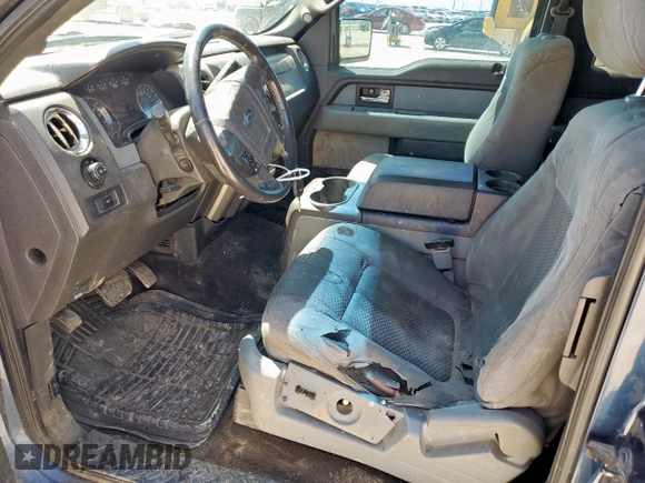 2014 Ford F-150 XL z VIN 1FTEX1EM4EFB60521, wystawiony jako Copart lot #52238995 z przebiegiem 211 070 mil mil oraz Czysty tytuł • Clean title. Historia ofert i sprzedaży dostępna na DreamBid. Obrazek 7.