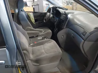 2007 Toyota Sienna CE with VIN 5TDZK23C97S011332, listed as a IAAI auction lot 41972813 with 168,109 mi miles and . Bid and sale history available at DreamBid. Image 5.