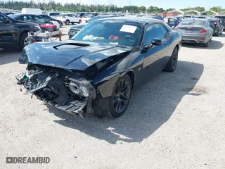 2022 Dodge Challenger R/T Scat Pack with VIN 2C3CDZFJ2NH237876, listed as a IAAI auction lot 41681312 with 2,952 mi miles. Bid and sale history available at carsss.com. Image 2.