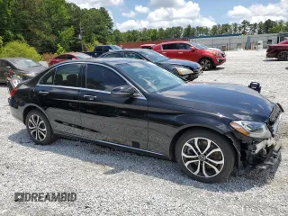 2016 Mercedes-Benz C 300 с VIN 55SWF4JB0GU155996, выставлен на аукционе Copart как лот 61053425 с пробегом 22 636 миль миль и Списание • Salvage title. История ставок и продаж доступна на DreamBid. Изображение 4.