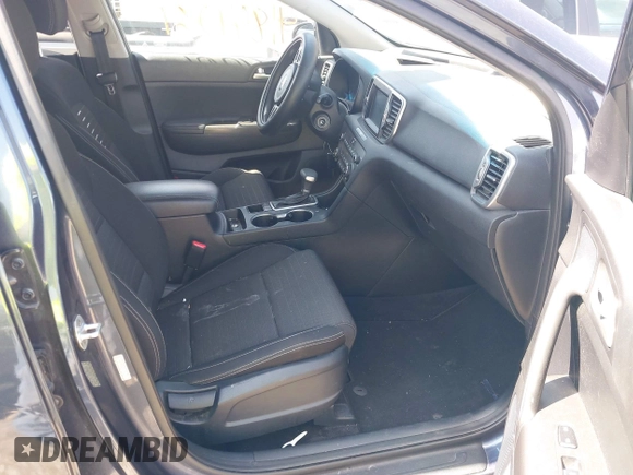 2018 Kia Sportage LX with VIN KNDPMCAC9J7363466, listed as a IAAI auction lot 41841061 with 98,154 mi miles and . Bid and sale history available at DreamBid. Image 5.