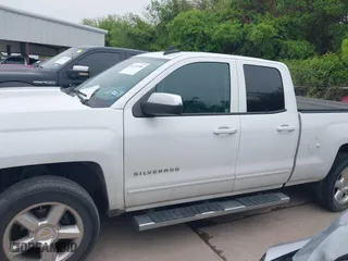 2015 Chevrolet Silverado 1500 LT with VIN 1GCVKREC5FZ254640, listed as a IAAI auction lot 41951590 with 286,155 mi miles. Bid and sale history available at carsss.com. Image 15.