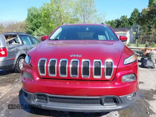 2017 Jeep Cherokee Latitude с VIN 1C4PJMCS4HW563755, выставлен на аукционе IAAI как лот 41982417 с пробегом 102 243 миль миль и . История ставок и продаж доступна на DreamBid. Изображение 12.
