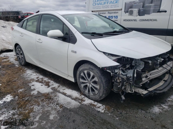 2021 Toyota Prius Prime LE with VIN JTDKAMFP2M3175212, listed as a Copart auction lot 49790125 with 41,566 mi miles and Salvage Title. Bid and sale history available at carsss.com. Image 4.