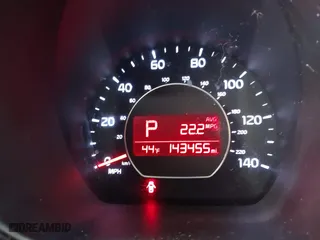 2015 Kia Soul with VIN KNDJN2A20F7804462, listed as a IAAI auction lot 42013821 with 143,455 mi miles. Bid and sale history available at carsss.com. Image 7.