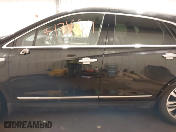 2019 Cadillac XT5 Premium Luxury AWD z VIN 1GYKNFRSXKZ189590, wystawiony jako IAAI lot #41316561 z przebiegiem 98 755 mil mil oraz . Historia ofert i sprzedaży dostępna na DreamBid. Obrazek 15.