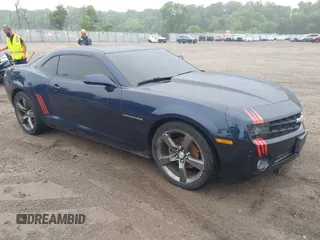 2012 Chevrolet Camaro 2LT z VIN 2G1FC1E39C9138018, wystawiony jako IAAI lot #42468827 z przebiegiem 104 090 mil mil oraz . Historia ofert i sprzedaży dostępna na DreamBid. Obrazek 1.