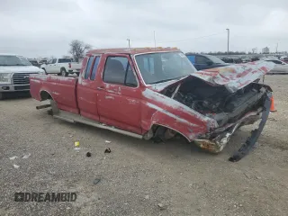 1988 Ford F-250 with VIN 1FTHX25M4JKB00405, listed as a Copart auction lot 43448995 with 180,446 mi miles and Salvage Title. Bid and sale history available at carsss.com. Image 4.