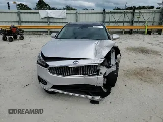 2017 Kia Cadenza Limited with VIN KNALC4J11H5066832, listed as a Copart auction lot 81052144 with 52,580 mi miles and Salvage Title. Bid and sale history available at carsss.com. Image 10.