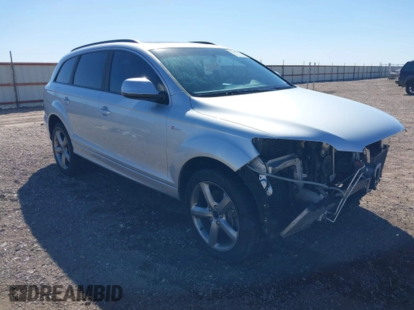 2015 Audi Q7 3.0T S line Prestige with VIN WA1DGAFE7FD010381, listed as a IAAI auction lot 40497702 with 167,046 mi miles. Bid and sale history available at carsss.com. Image 1.