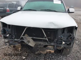 2003 GMC Yukon SLT with VIN 1GKEC13Z33R175358, listed as a IAAI auction lot 41801299 with 269,167 mi miles. Bid and sale history available at carsss.com. Image 6.