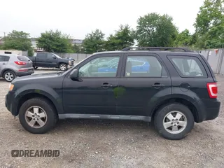 2010 Ford Escape XLS с VIN 1FMCU0C75AKD24279, выставлен на аукционе IAAI как лот 42506127 с пробегом 188 730 миль миль и . История ставок и продаж доступна на DreamBid. Изображение 14.