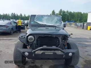2016 Jeep Wrangler Unlimited Sport z VIN 1C4BJWDG4GL226180, wystawiony jako IAAI lot #42419561 z przebiegiem 76 522 mil mil oraz . Historia ofert i sprzedaży dostępna na DreamBid. Obrazek 13.