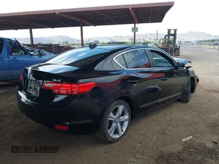 2015 Acura ILX with VIN 19VDE1F33FE006961, listed as a IAAI auction lot 42699542 with 151,200 mi miles and . Bid and sale history available at DreamBid. Image 4.