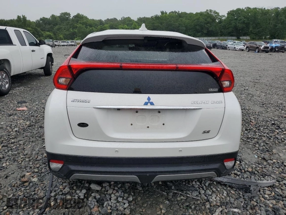 2018 Mitsubishi Eclipse Cross SE with VIN JA4AT5AA8JZ038762, listed as a Copart auction lot 58362735 with 87,163 mi miles and Salvage title. Bid and sale history available at DreamBid. Image 6.