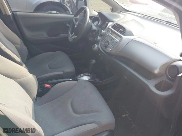 2013 Honda Fit with VIN JHMGE8H35DC035813, listed as a IAAI auction lot 41633150 with 104,623 mi miles. Bid and sale history available at carsss.com. Image 5.