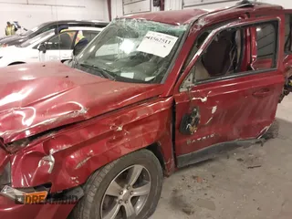 2016 Jeep Patriot Latitude with VIN 1C4NJRFB3GD707032, listed as a IAAI auction lot 41562511 with 69,693 mi miles and . Bid and sale history available at DreamBid. Image 6.
