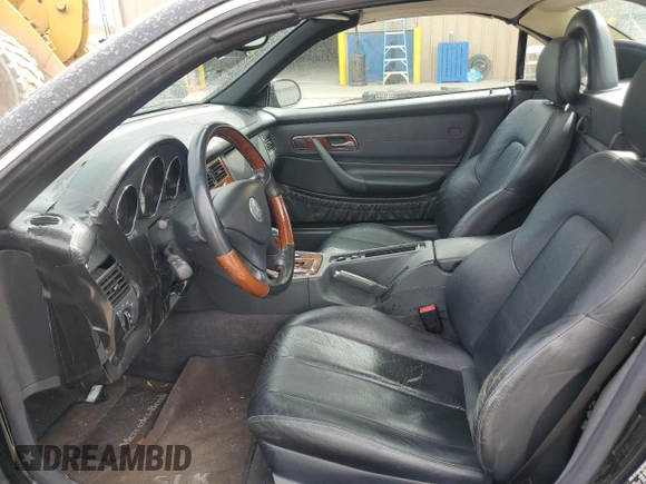 2001 Mercedes-Benz SLK 230/320 with VIN WDBKK65F01F216236, listed as a Copart auction lot 51431855 with 90,999 mi miles and Salvage title. Bid and sale history available at DreamBid. Image 7.