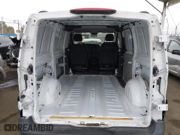 2016 Mercedes-Benz Metris Cargo with VIN WD3PG2EA9G3086998, listed as a IAAI auction lot 42044123 with 100,887 mi miles. Bid and sale history available at carsss.com. Image 6.