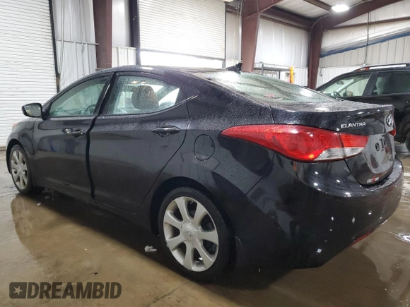 2013 Hyundai Elantra GLS z VIN KMHDH4AE7DU859883, wystawiony jako Copart lot #58296965 z przebiegiem 134 846 mil mil oraz Szkoda całkowita • Salvage title. Historia ofert i sprzedaży dostępna na DreamBid. Obrazek 2.