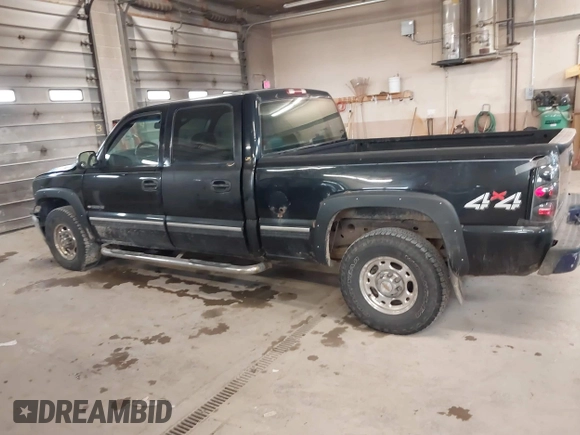 2001 Chevrolet Silverado 1500HD LS with VIN 1GCGK13U41F129760, listed as a IAAI auction lot 41277010 with 244,905 mi miles and . Bid and sale history available at DreamBid. Image 14.