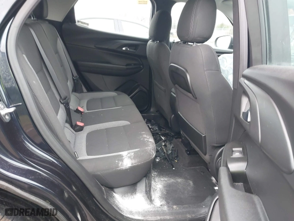 2021 Chevrolet TrailBlazer LS with VIN KL79MMS2XMB100177, listed as a IAAI auction lot 41032268 with 38,694 mi miles. Bid and sale history available at carsss.com. Image 8.