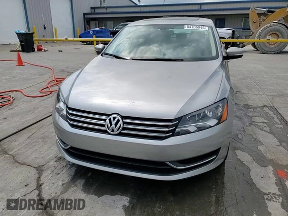 2012 Volkswagen Passat SE с VIN 1VWBH7A31CC107383, выставлен на аукционе Copart как лот 54706945 с пробегом 82 227 миль миль и Списание • Salvage title. История ставок и продаж доступна на DreamBid. Изображение 13.
