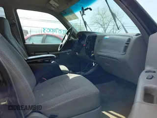 1999 Ford Explorer XL z VIN 1FMZU34X2XUA06174, wystawiony jako IAAI lot #42071003 z przebiegiem 126 220 mil mil oraz . Historia ofert i sprzedaży dostępna na DreamBid. Obrazek 5.