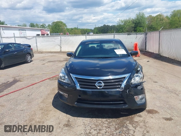 2013 Nissan Altima SV with VIN 1N4AL3AP0DC243052, listed as a IAAI auction lot 42014163 with 196,367 mi miles and . Bid and sale history available at carsss.com. Image 12.