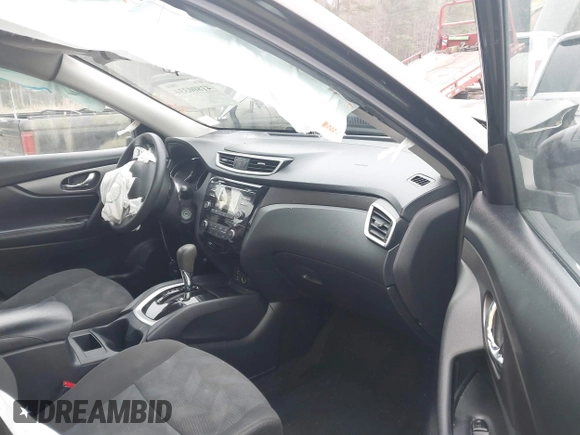 2016 Nissan Rogue SV with VIN KNMAT2MV6GP665869, listed as a IAAI auction lot 41800334 with 141,721 mi miles. Bid and sale history available at carsss.com. Image 5.