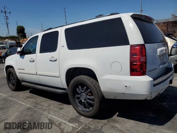 2007 Chevrolet Suburban LT z VIN 1GNFC16J17J183881, wystawiony jako Copart lot #63805785 z przebiegiem 157 331 mil mil oraz Szkoda całkowita • Salvage title. Historia ofert i sprzedaży dostępna na DreamBid. Obrazek 2.