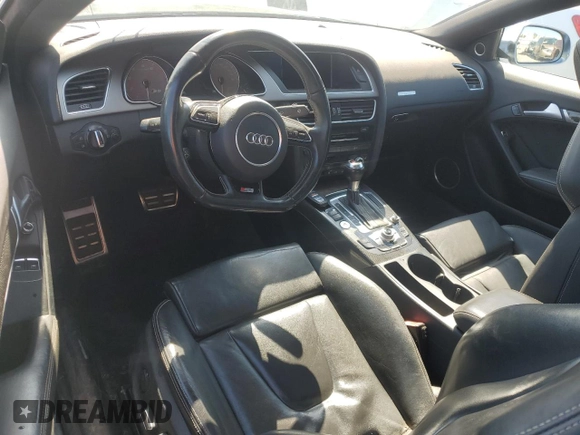 2013 Audi S5 Premium Plus z VIN WAUCGAFR9DA072333, wystawiony jako Copart lot #52489985 z przebiegiem 104 663 mil mil oraz Szkody całkowita. Historia ofert i sprzedaży dostępna na DreamBid. Obrazek 8.