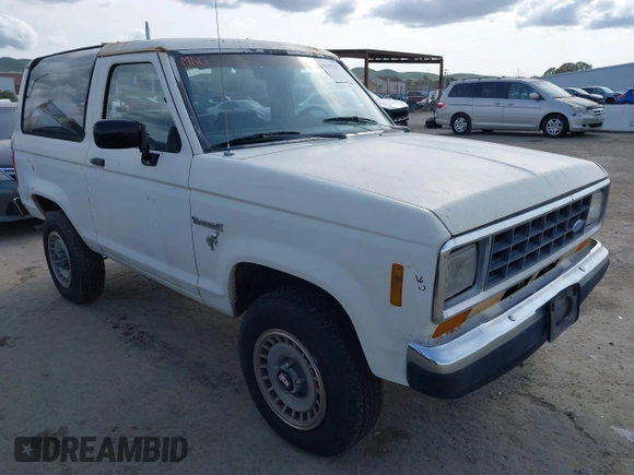 1986 Ford Bronco z VIN 1FMCU14T0GUC51692, wystawiony jako IAAI lot #41982392 z przebiegiem 509 734 mil mil oraz . Historia ofert i sprzedaży dostępna na DreamBid. Obrazek 1.