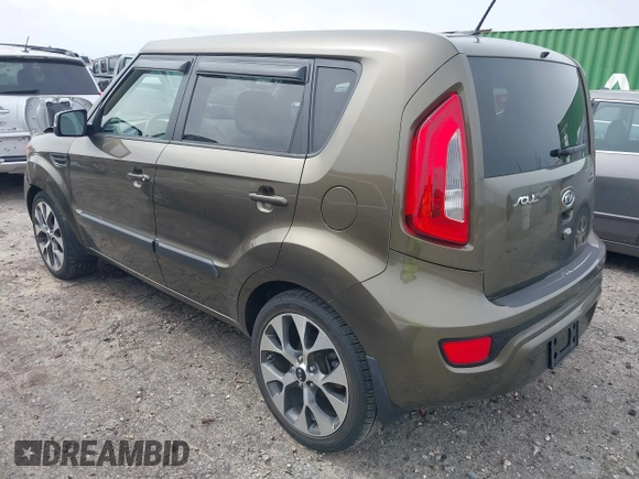 2012 Kia Soul + with VIN KNDJT2A62C7465580, listed as a IAAI auction lot 41717664 with 70,699 mi miles. Bid and sale history available at carsss.com. Image 3.