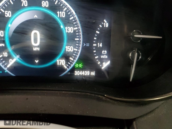 2015 Buick LaCrosse Premium II with VIN 1G4GF5G38FF166214, listed as a Copart auction lot 45021765 with 304,439 mi miles and Salvage Title. Bid and sale history available at DreamBid. Image 9.