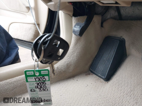 2005 Lexus ES 350 with VIN JTHBA30G955111921, listed as a IAAI auction lot 41430716 with 132,596 mi miles and . Bid and sale history available at DreamBid. Image 11.