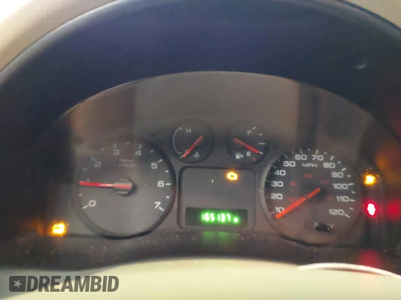2005 Ford Freestyle SE with VIN 1FMZK04175GA18980, listed as a IAAI auction lot 41464974 with 165,137 mi miles. Bid and sale history available at carsss.com. Image 7.