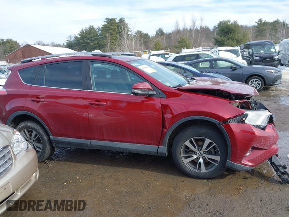 2018 Toyota RAV4 XLE with VIN 2T3RFREV1JW778612, listed as a IAAI auction lot 41664082 with 92,417 mi miles. Bid and sale history available at carsss.com. Image 13.