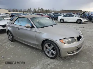 2010 BMW 1 Series 128i z VIN WBAUL7C53AVJ77295, wystawiony jako Copart lot #86122734 z przebiegiem 138 270 mil mil oraz Szkoda całkowita • Salvage title. Historia ofert i sprzedaży dostępna na DreamBid. Obrazek 4.