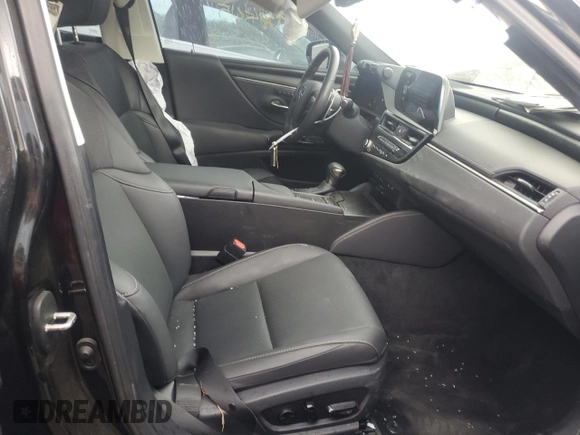 2022 Lexus ES 300h z VIN 58ADA1C16NU026003, wystawiony jako Copart lot #53938505 z przebiegiem 24 484 mil mil oraz Szkoda całkowita • Salvage title. Historia ofert i sprzedaży dostępna na DreamBid. Obrazek 7.