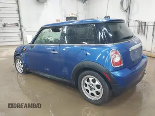 2012 MINI Hardtop with VIN WMWSU3C55CT184924, listed as a IAAI auction lot 42276347 with 92,468 mi miles and . Bid and sale history available at DreamBid. Image 3.